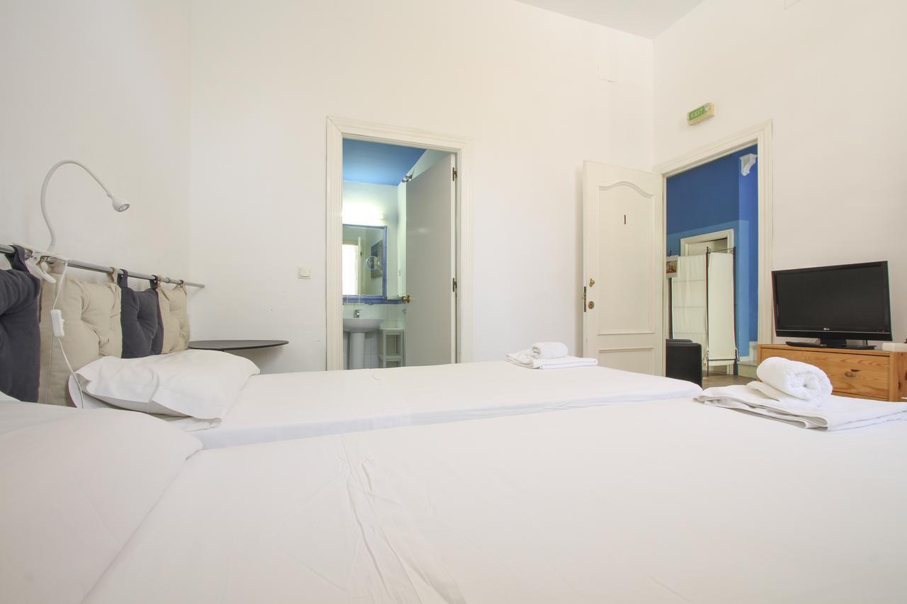 Hostal Las Acacias Màlaga Exteriér fotografie