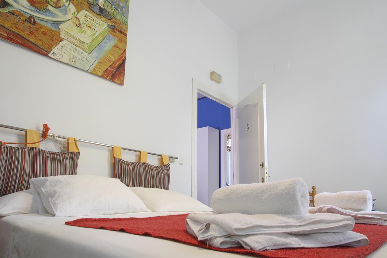 Hostal Las Acacias Màlaga Exteriér fotografie